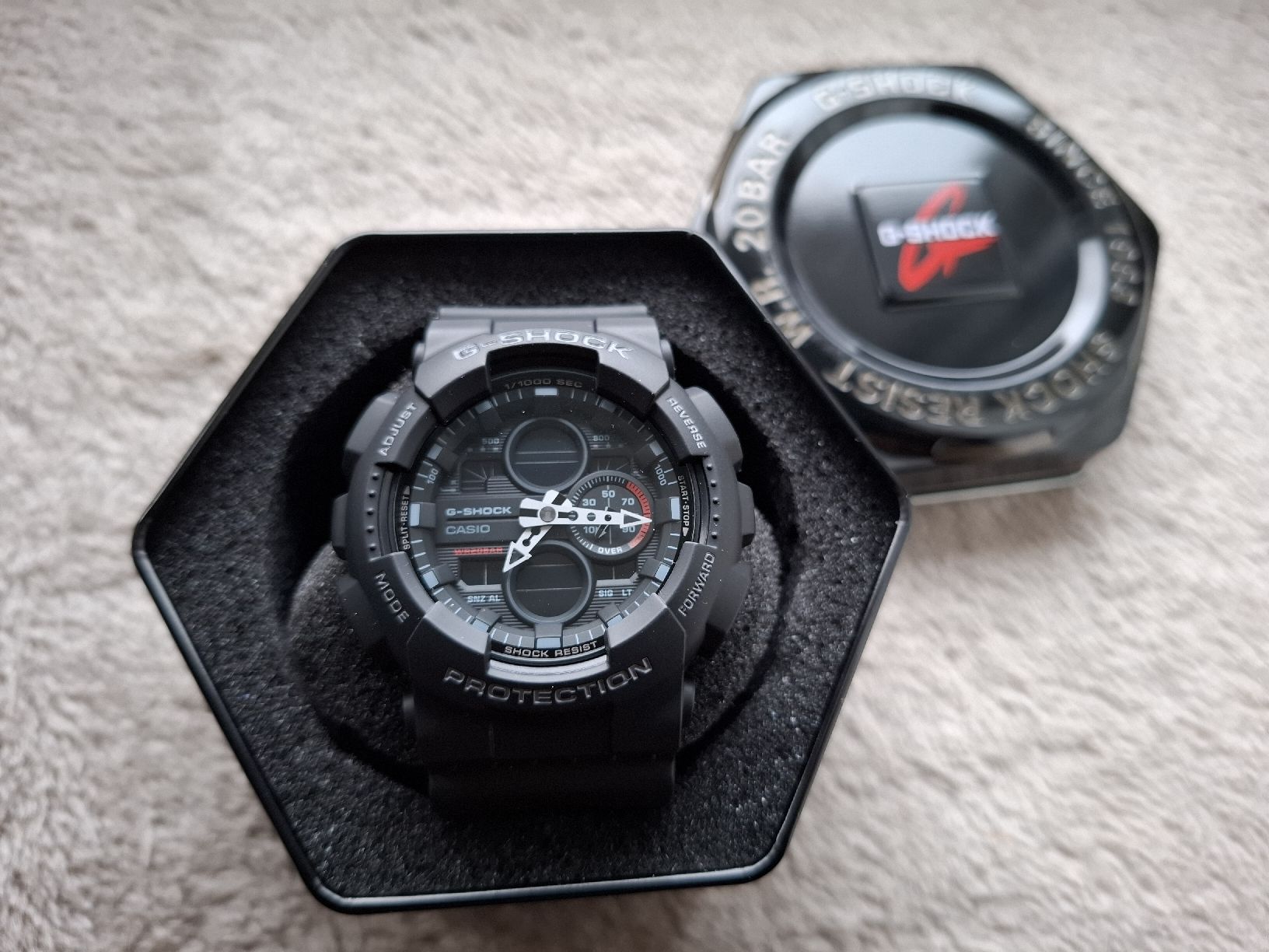 Casio Orologi: G Shock GA 140 Black Version – Nuovo e nell'imballaggio originale da Diegten venduto da Raimoon