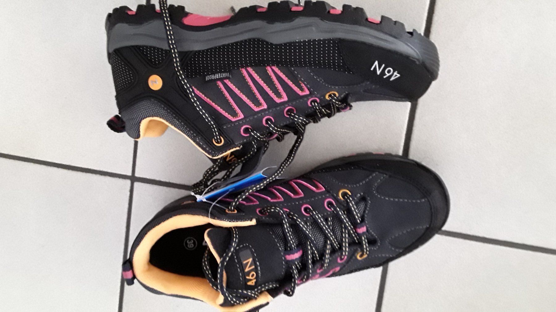 Damenschuhe: Neu wanderschuhe / trekkingsschuhe gr 40 – Neu und originalverpackt aus Dagmersellen von L.Ga. 2