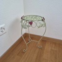 Pflanzentisch Metall grün Rosen Ranken guter Zustand