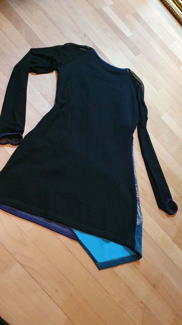 Robes: Designerkleid Gr. S/M Boho Ethno bunt gemustert Fransen – D'occasion à Wald ZH par CapLux 6