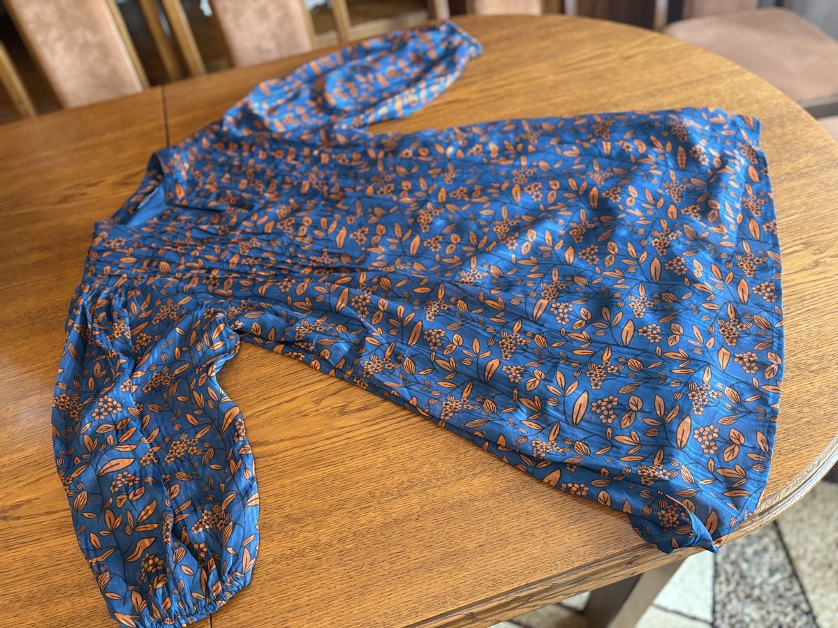 Robes: Klass robe taille 12 – D'occasion à Attalens par Skorpionica 1