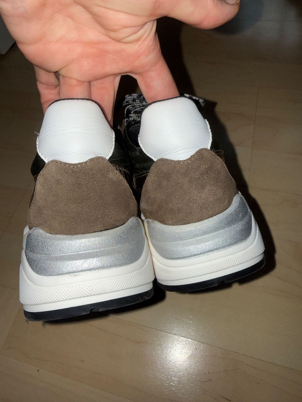 Chaussures femmes: Robbin’s Sneacker Echtes Leder gr.37 – D'occasion à Buchrain par nat_pl5p 4