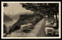 AK Seelisberg, Hotel Sonnenberg mit Blick auf Bristenstock