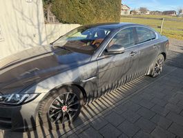 Jaguar XE 2.0d 180 PS Automatik NEUES GETRIEBE Frische MFK