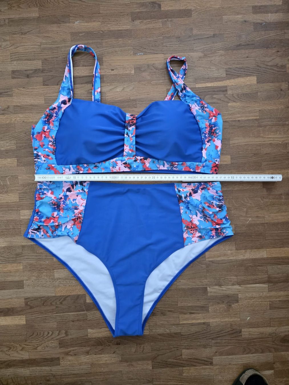 Costumi da bagno & Bikini: Wunderschöner Bikini NEU Gr. 5XL ca. Cup 110 D – Nuovo e nell'imballaggio originale da Bennwil venduto da fawag