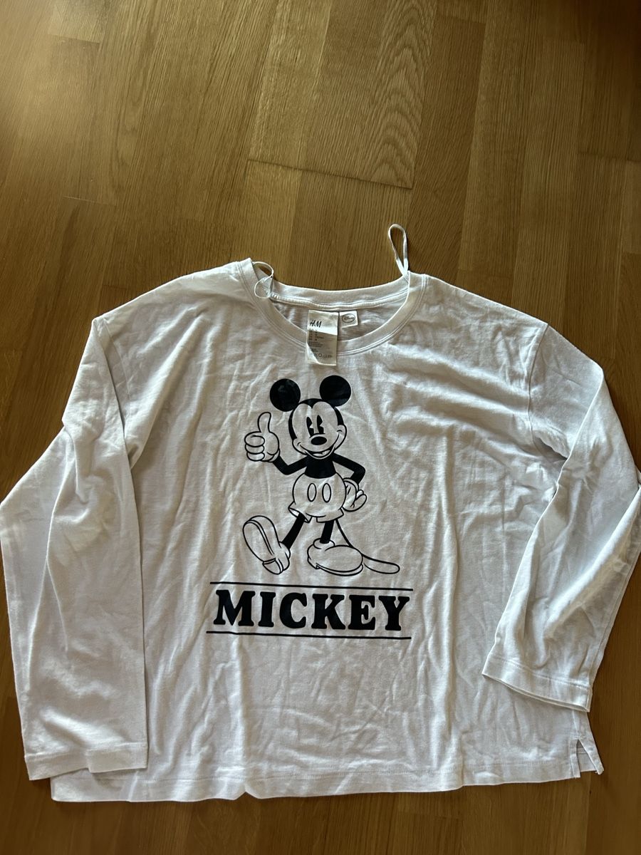 H&M T-shirts: Shirt manches longues  – D'occasion à Daillens par guisepa