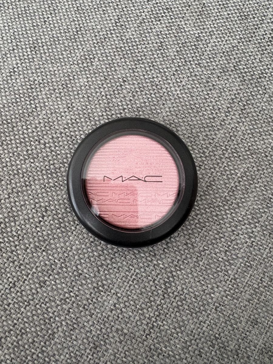 Mac Cosmetics Make-up: M.A.C - extra dimension blush - into the pink – Usato da Lausanne venduto da ary_t6x7