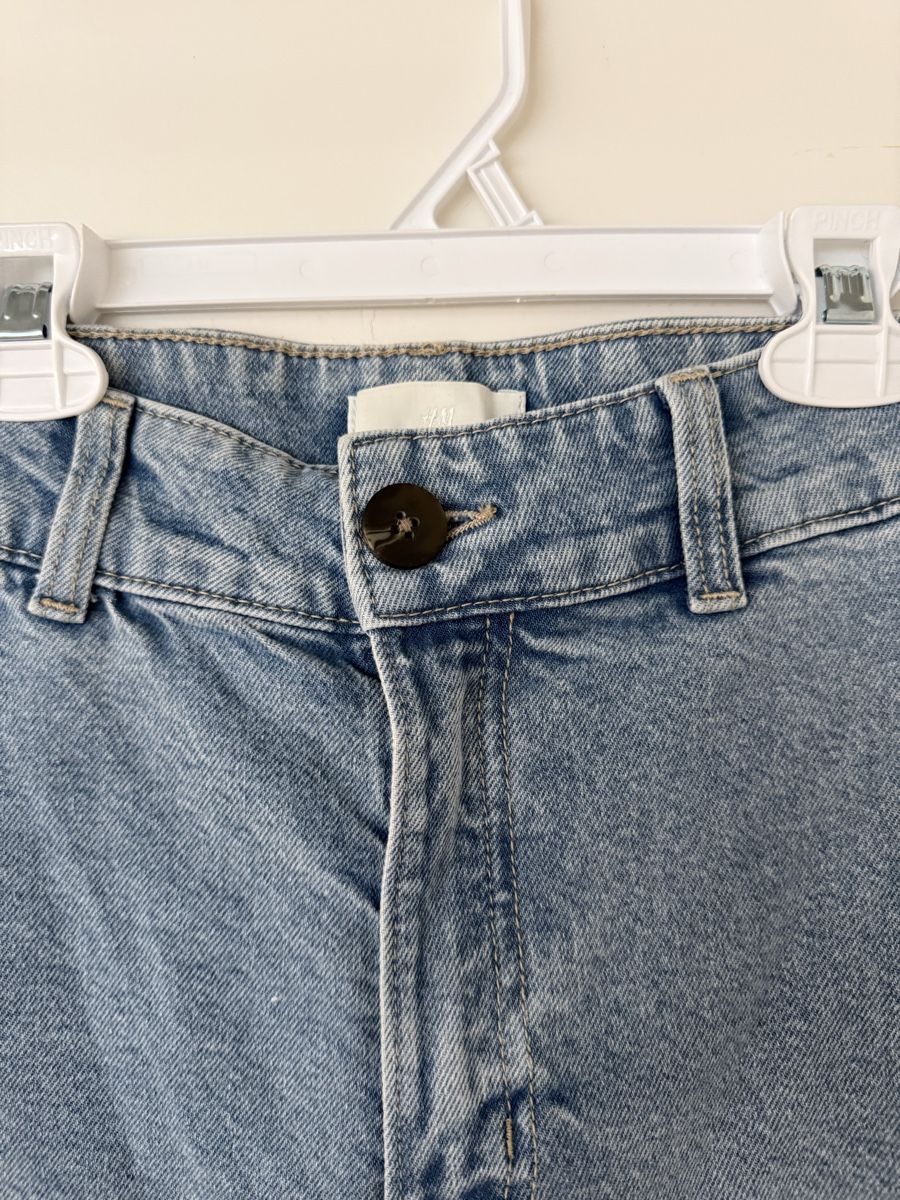 H&M Jeans: Jean H&M bleu clair  – D'occasion à Monthey par sen_6ckr 3