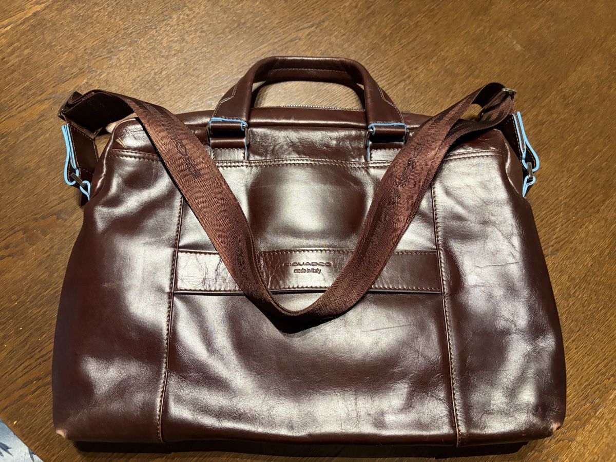 Piquadro Sacs: Piquadro Laptoptasche Leder  – D'occasion à Hauptwil par BernadettS 3