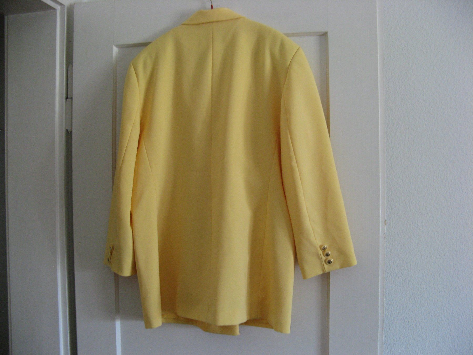 Giacche: Damen Blazer gelb LineaV Gr. 44 – Usato da Zürich venduto da apil 3
