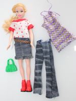 Barbie Puppe blond mit Zubehör Mattel 2005
