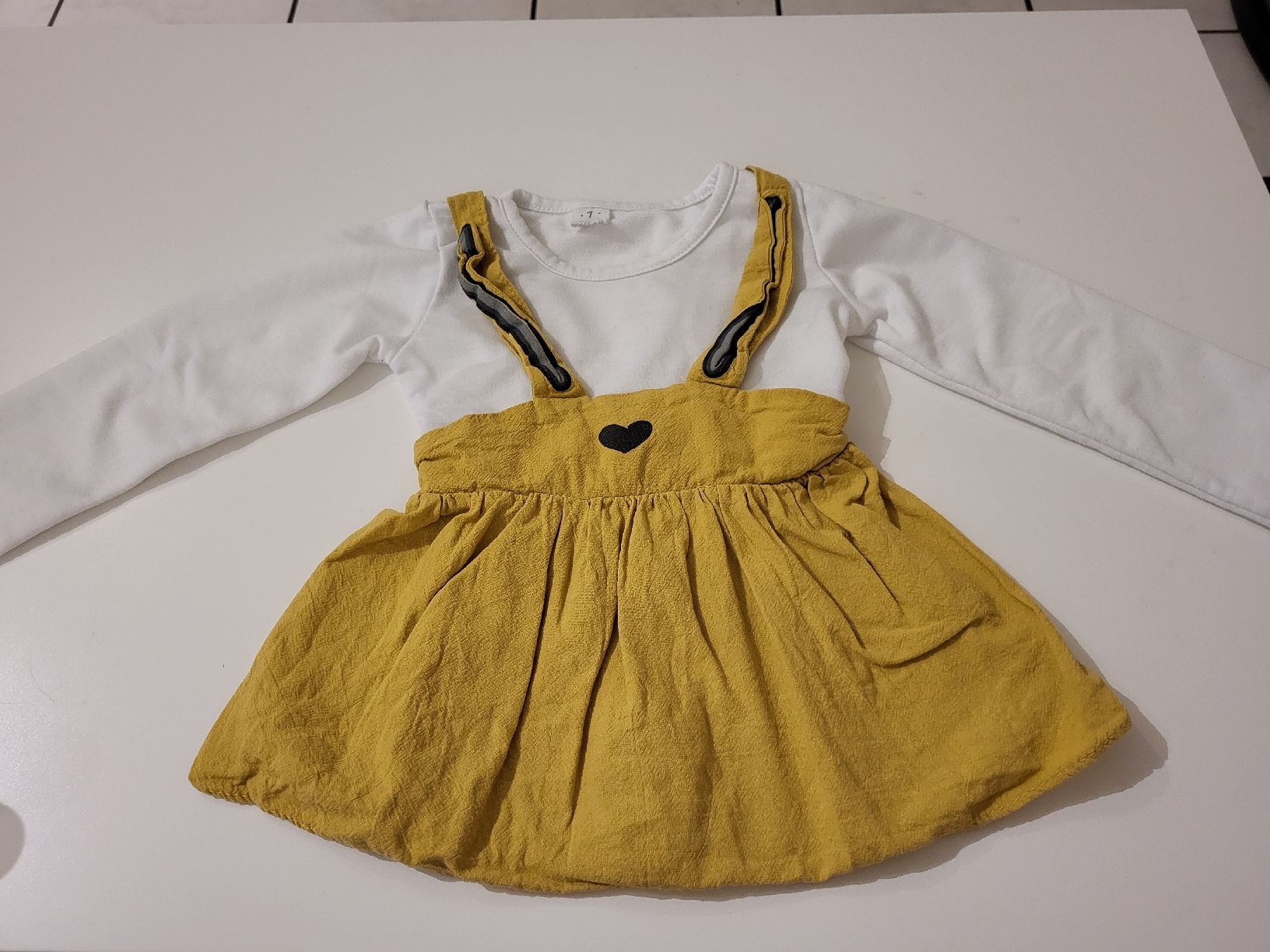Vestiti & Gonne: Mädchenkleid Gr. 74/80 – Usato da Felben-Wellhausen venduto da Brummbaer90