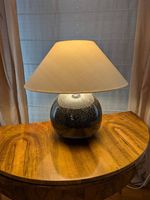 Kugel-Tischlampe Keramik glasiert, mit Leinenschirm