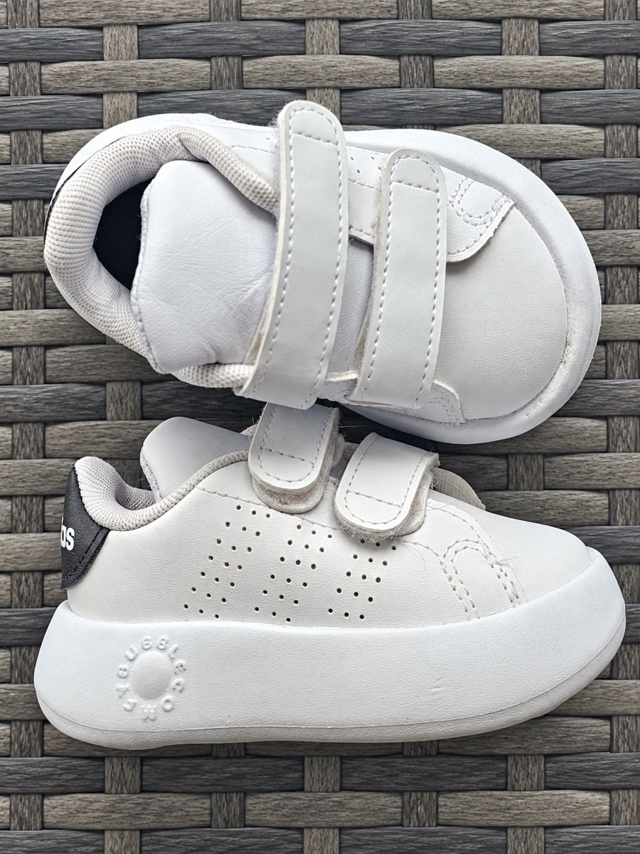 Adidas Scarpe per ragazzi: Adidas Sneakers Grösse 20 – Nuovo (secondo la descrizione) da Laufen venduto da AnSaLuLe 1
