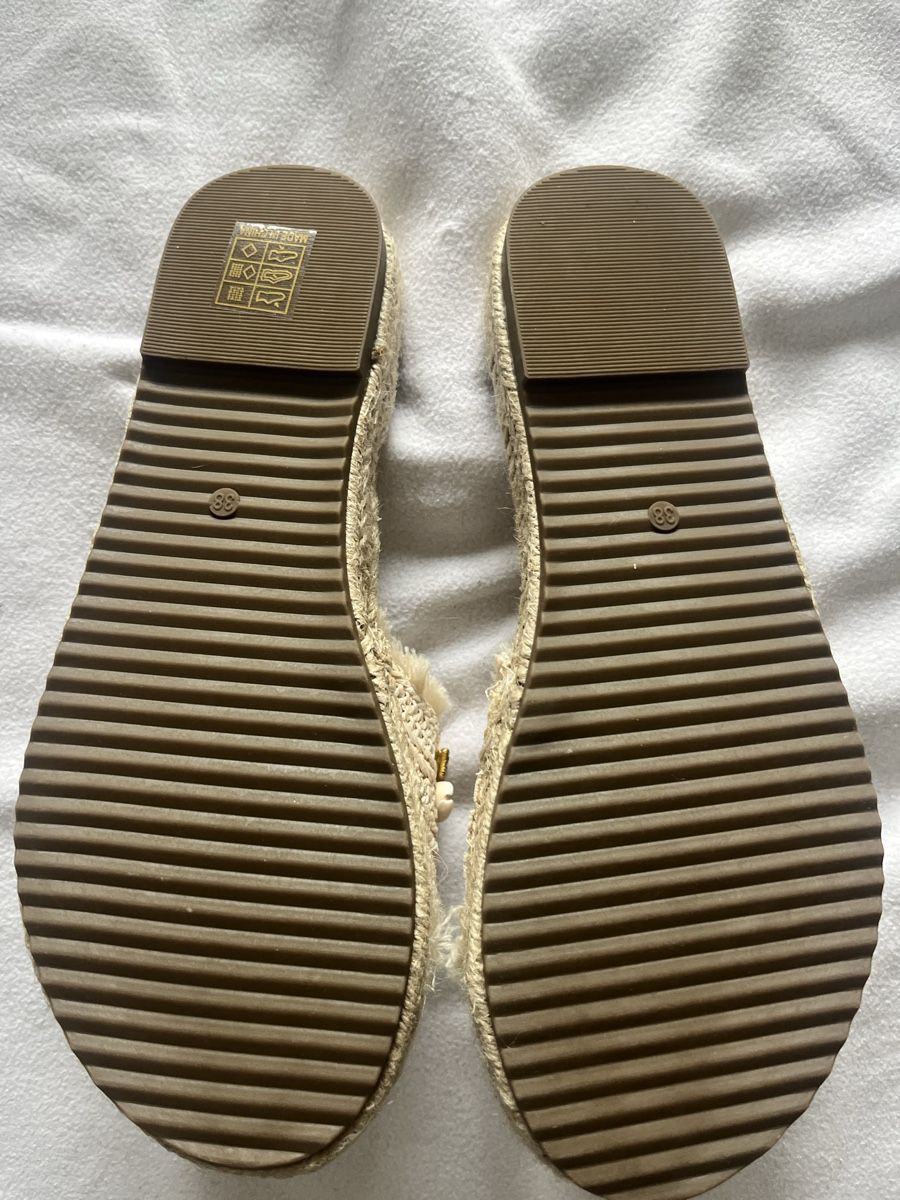 Scarpe da donna: Sommerschuh mit Muschel Beige – Nuovo (secondo la descrizione) da Giswil venduto da Mauritius9026 2