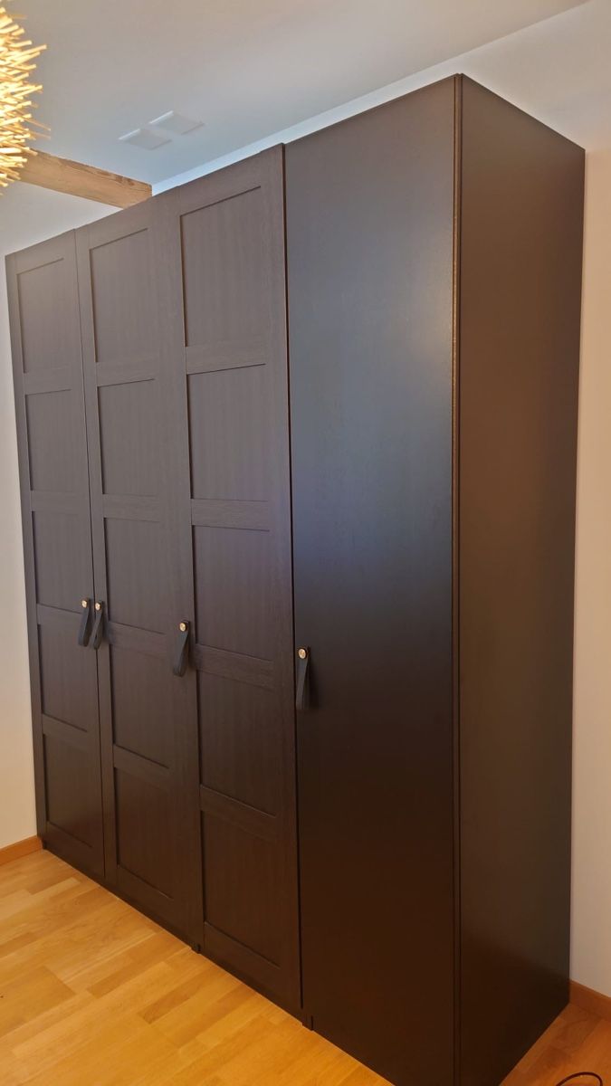 Ikea Pax Schrank dunkelbraun (Gebraucht) in Dulliken für CHF 75 – nur Abholung auf Ricardo kaufen
