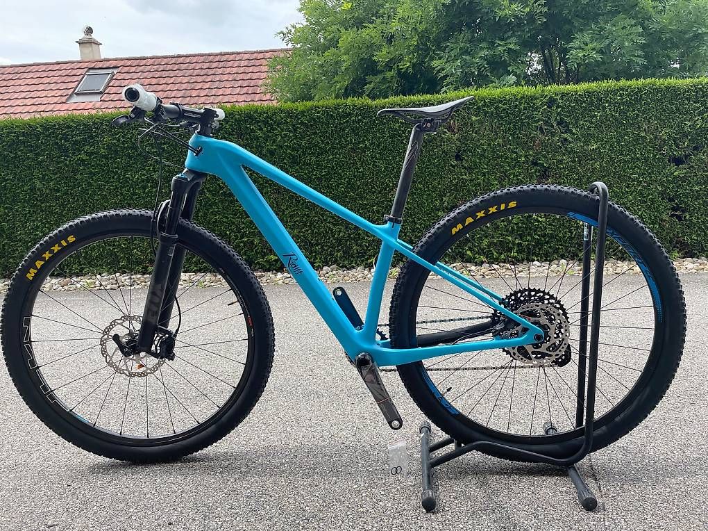 Velos: VTT semi-rigide 29'' Carbone – Gebraucht aus Ursy von Avid