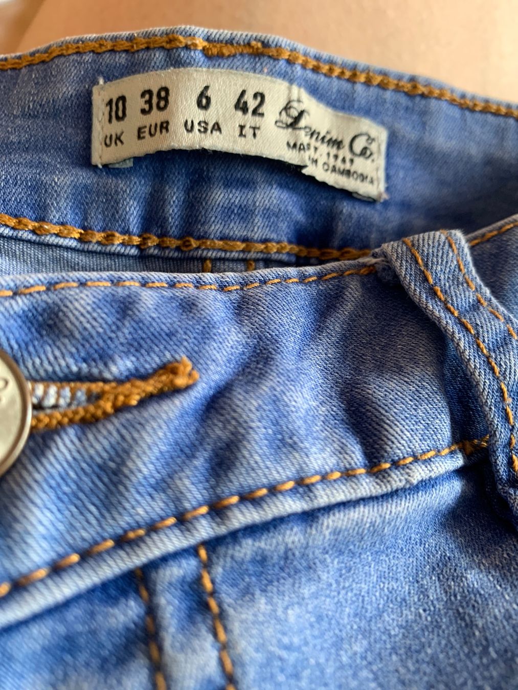Jeans: Joli short stretch en jeans taille 36 – Usato da MEYRIN venduto da Gwendo10 2