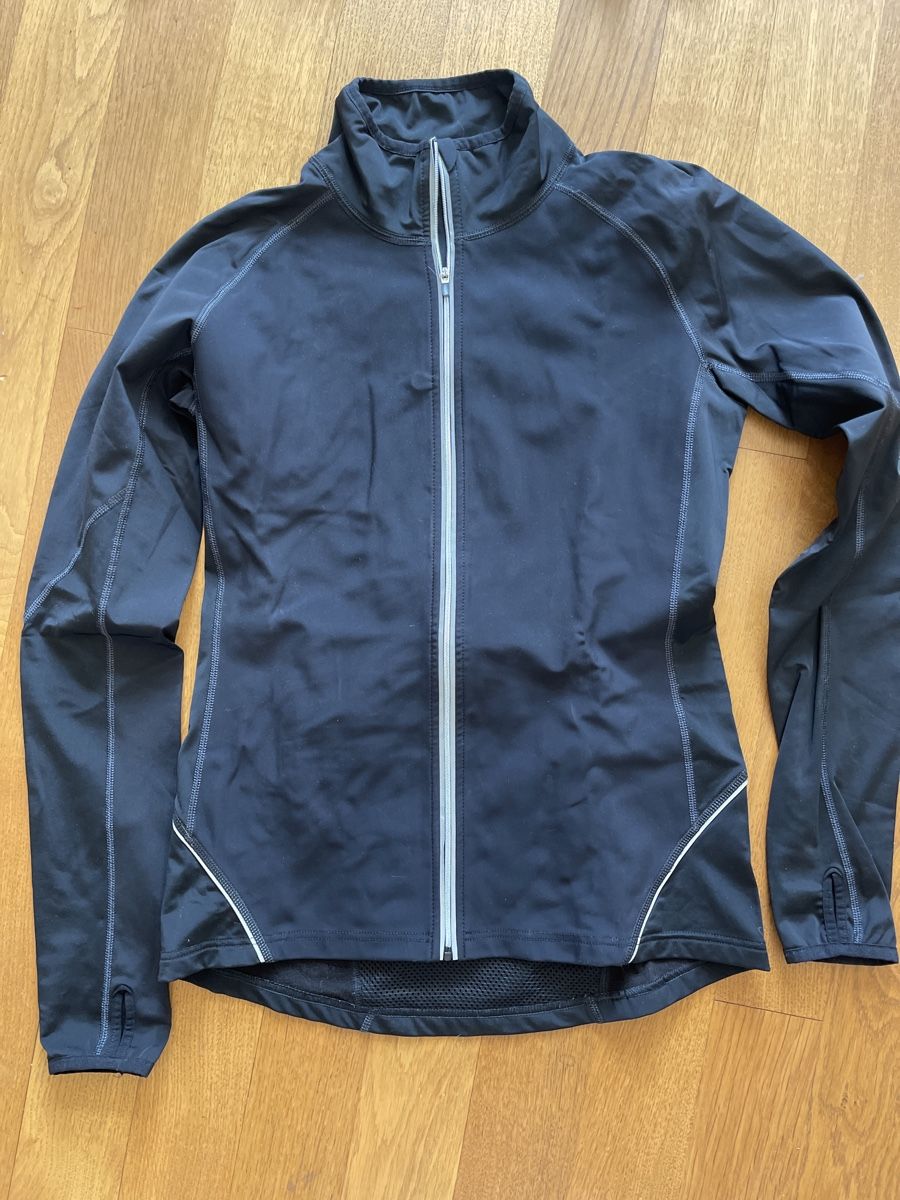 Jacken: Casall Laufjacke 38 – Gebraucht aus Basel von Ritzibitzi