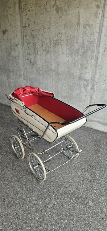 Wunderschner Retro Kinderwagen 70er (Gebraucht) in Bhler fr CHF 85  nur  Abholung auf Ricardo kaufen