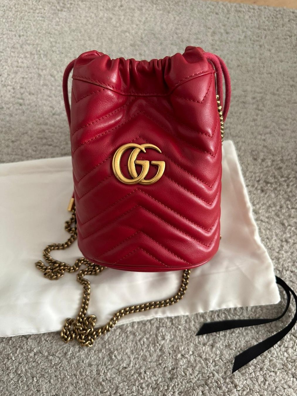 Gucci Borse da donna: Sac seau Gucci – Usato da La Tour-de-Peilz venduto da DressingEKL 1