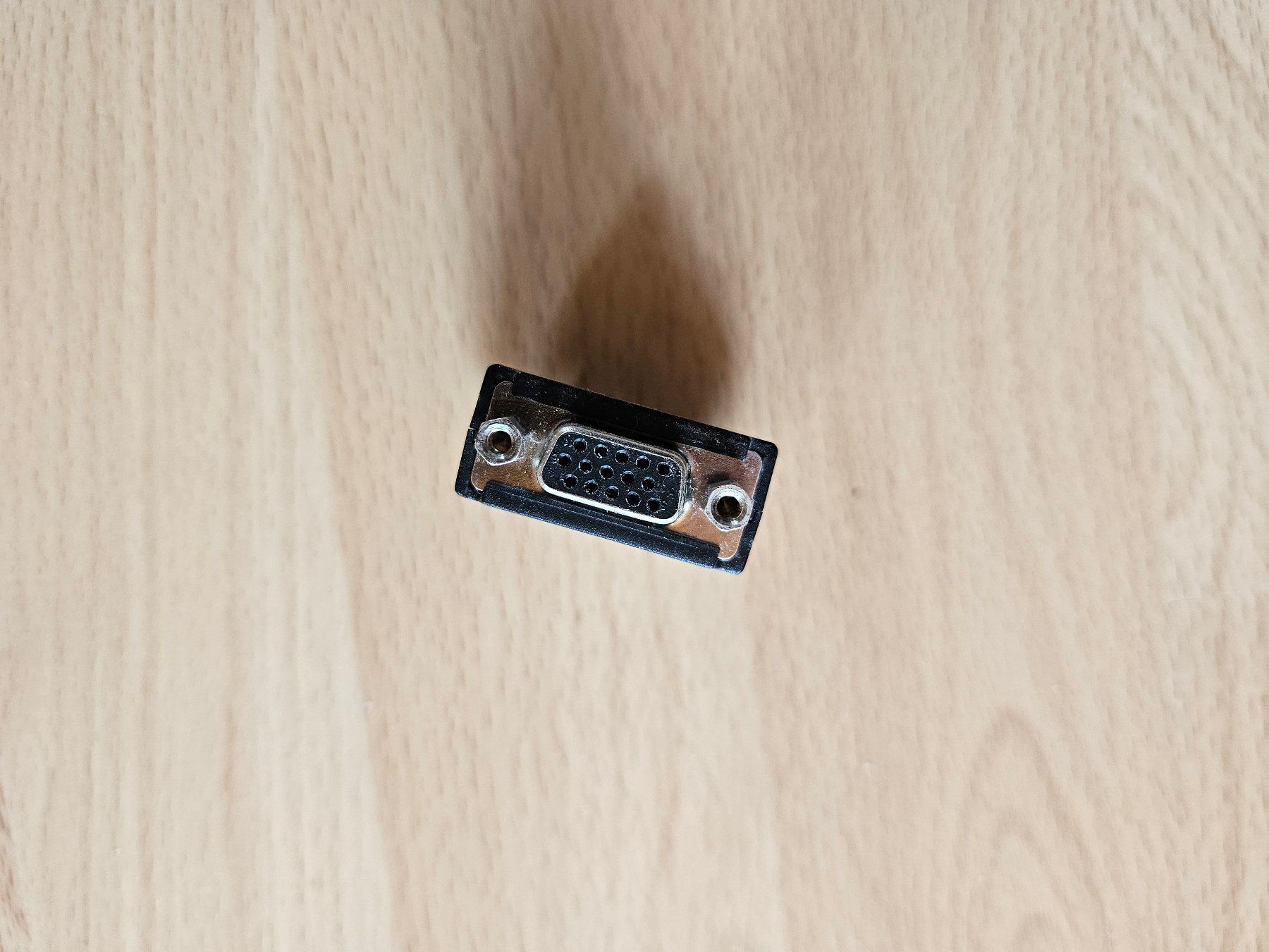 Lecteurs & Adaptateurs: Adapter DVI zu VGA – D'occasion à Wauwil par seriously3 3