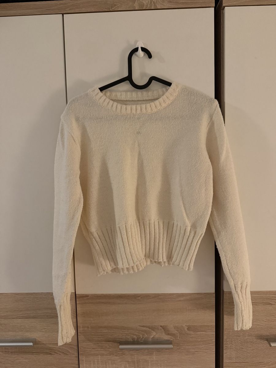 Maglioni & Felpe: Cream knit sweater – Usato da Luzern venduto da ang_vgh6