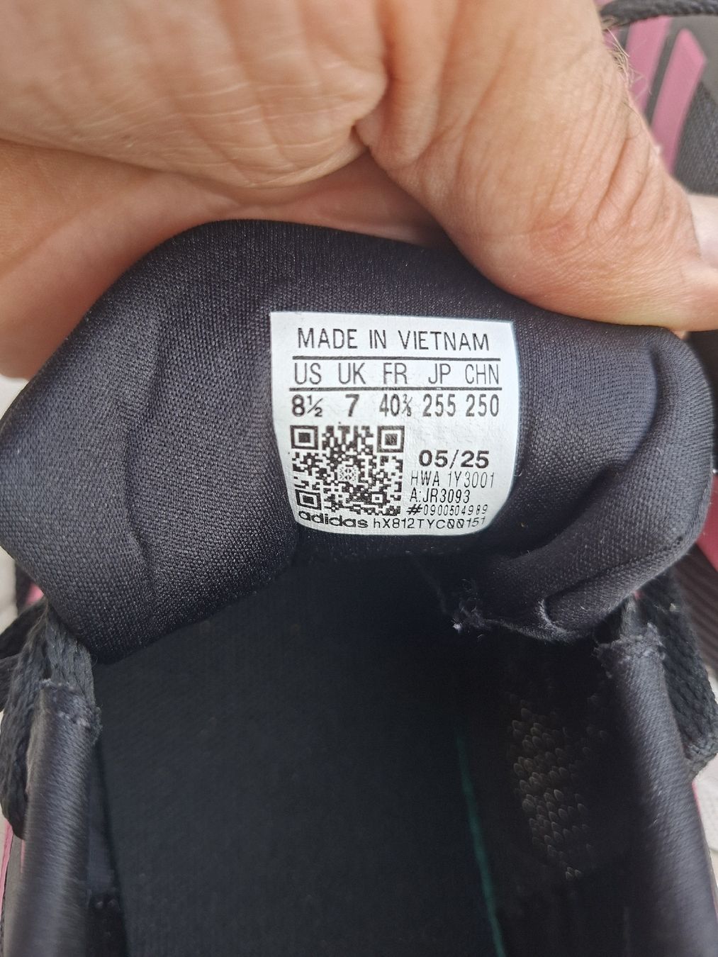 Adidas Damenschuhe: basket adidas taille fr 40,5  – Gebraucht aus Chavannes-de-Bogis von senator635 2