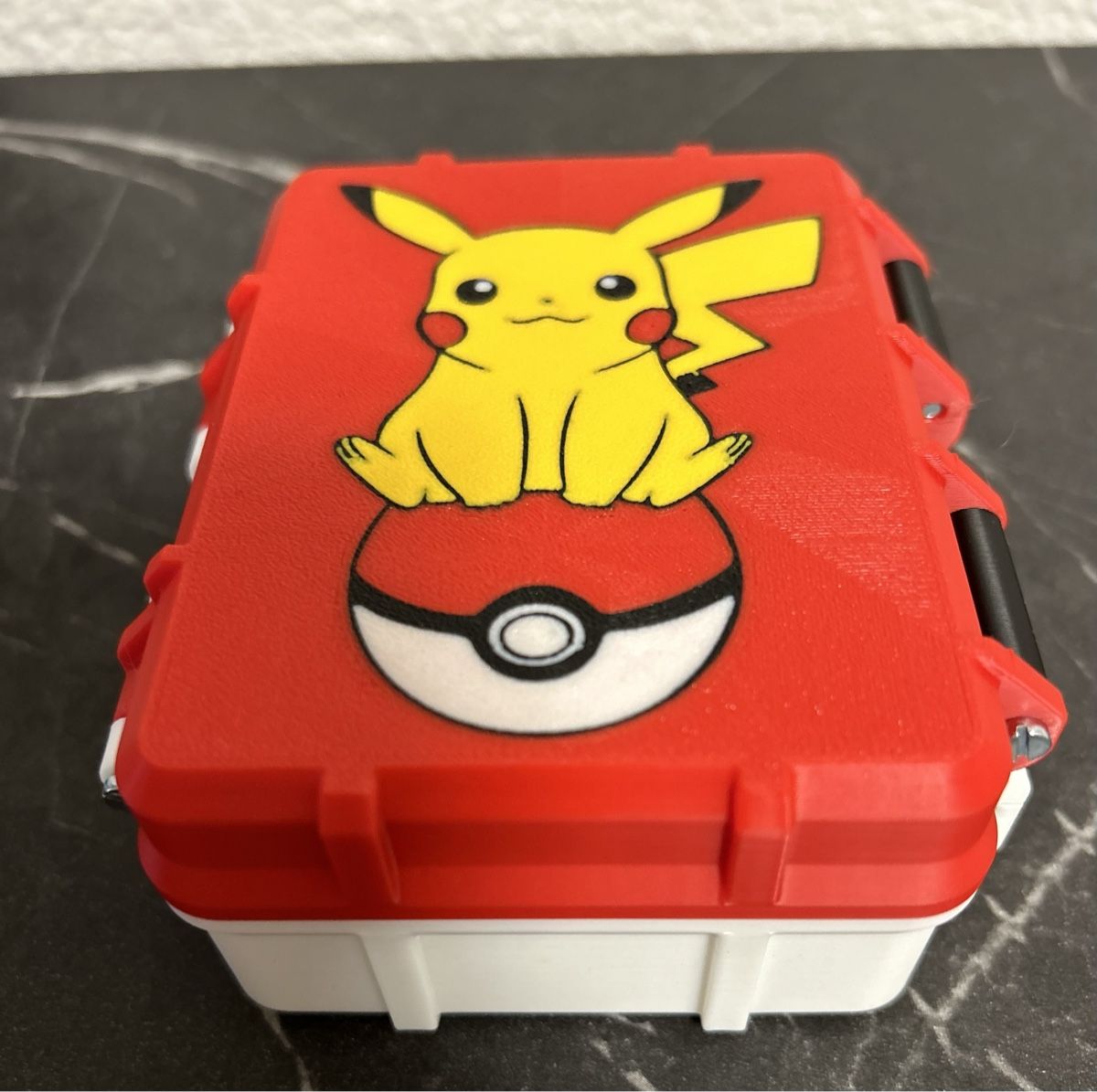 Truhen: Pokemon Kartenbox Pikachu Design – Neu (gemäss Beschreibung) aus Moosseedorf von Slowwdown 1