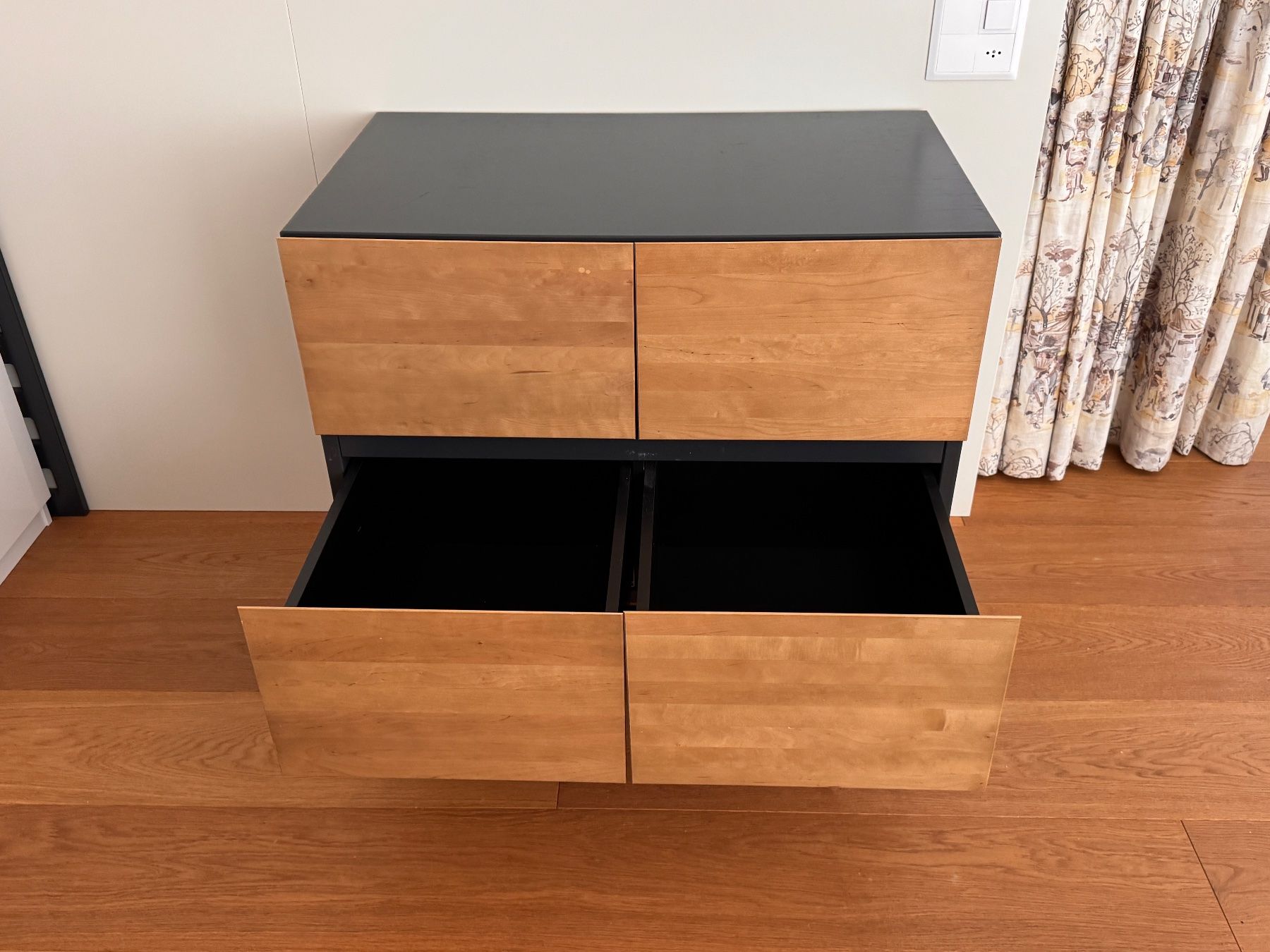 Quax Tables à langer & accessoires: Quax Kinderbett und Wickelkommode – D'occasion à Risch par Bretorianer 3