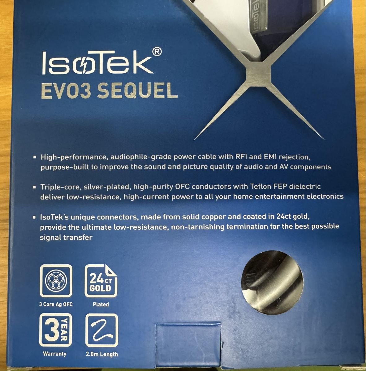 Isotek Cavi: Netzkabel IsoTek EVO3 Sequel 2.0 Meter neu – Nuovo e nell'imballaggio originale da Ebertswil venduto da audivero 3