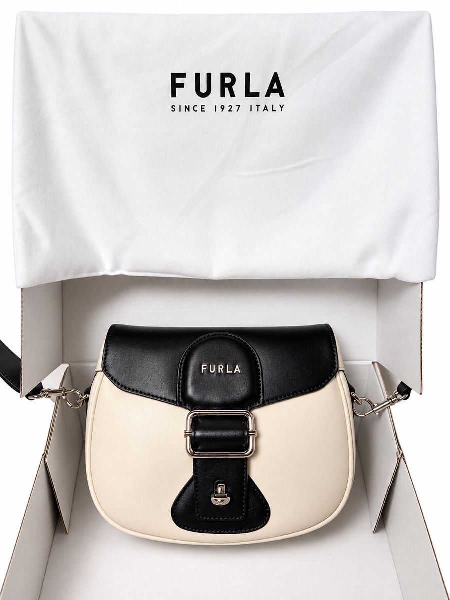 Furla Taschen für Damen: Furla Umhängetasche – Gebraucht aus Hildisrieden von noemitamas 1