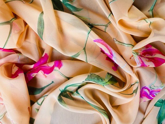 Fabric Frontline Foulard & Sciarpe: Schal Fabric Frontline – Nuovo (secondo la descrizione) da Zürich venduto da Poppy108 6