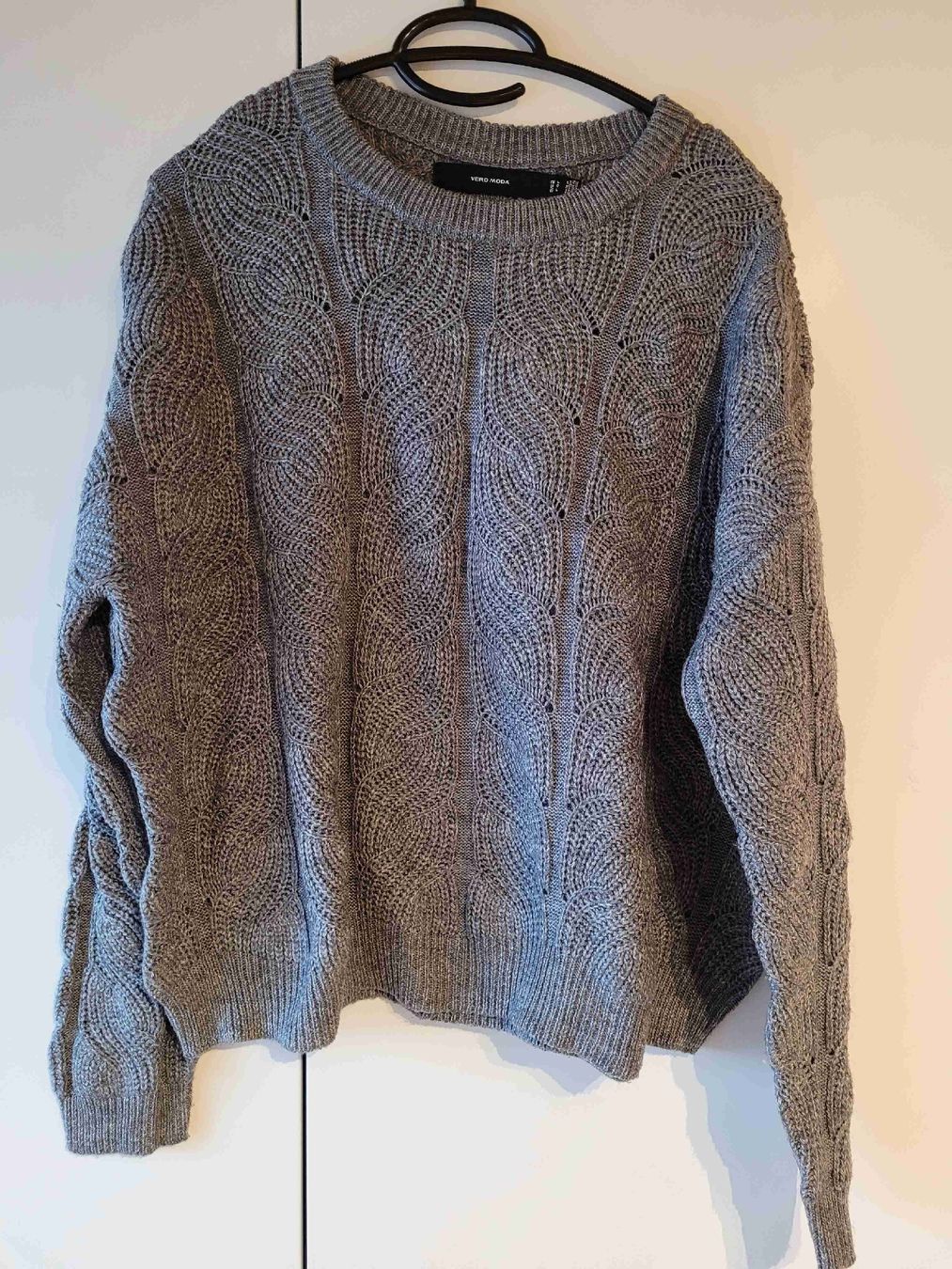 Maglioni & Felpe: Gemütlicher Strickpullover Grösse L – Usato da Lütisburg venduto da amerika123