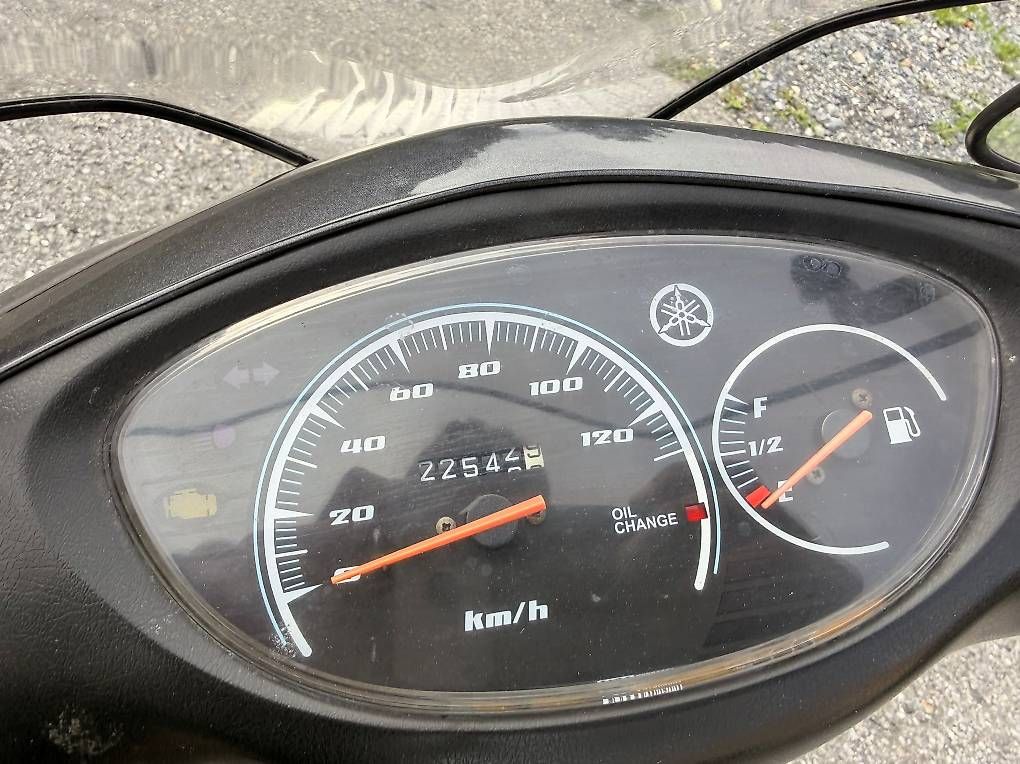 Yamaha Scooter: Roller Yamaha XC 125 ab MFK – Usato da Gais venduto da MAX-Anhaenger 4