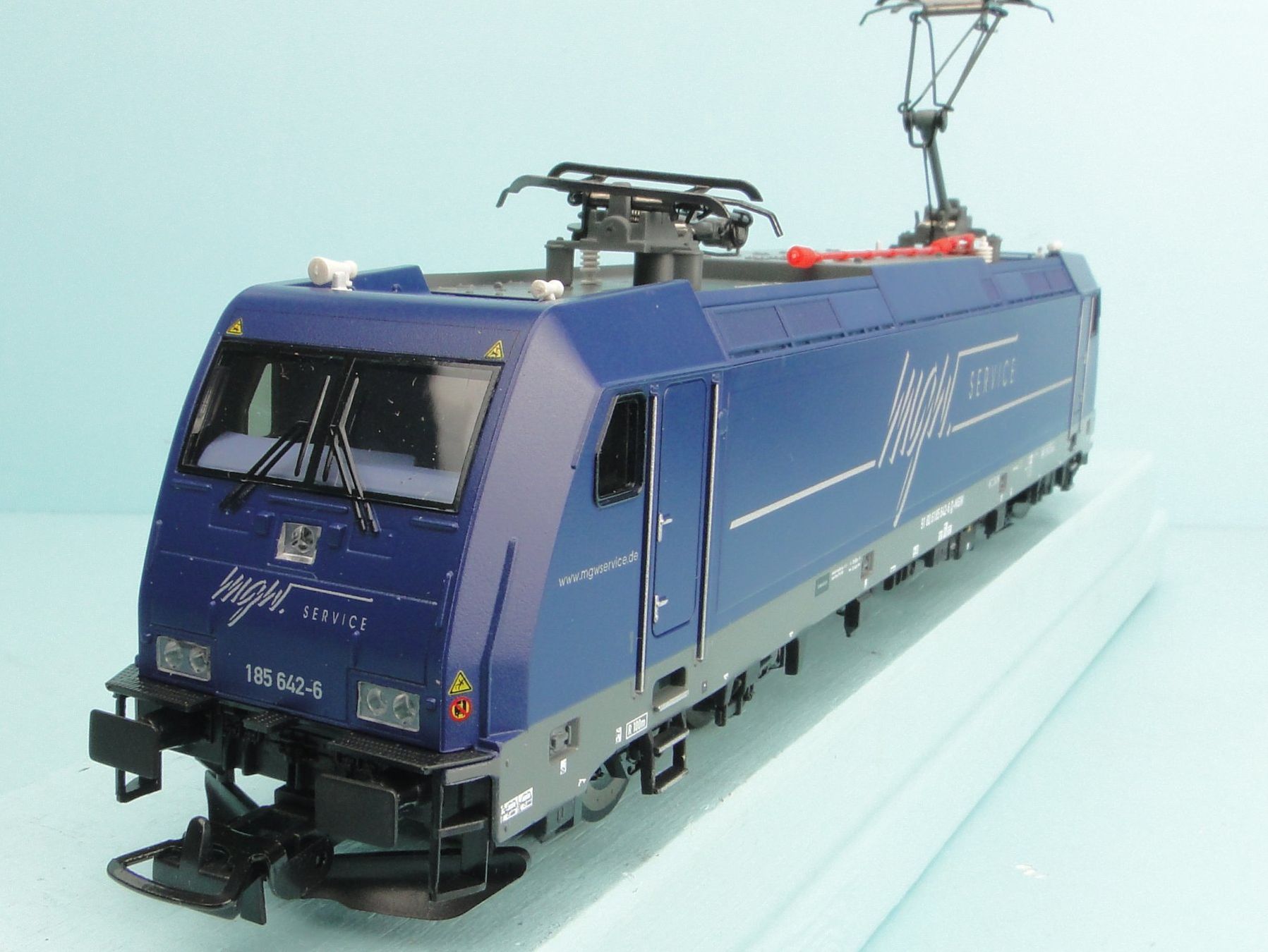 Piko Modelleisenbahnen: PIKO 59344 BR185 MGW, DIGITAL AC/WS – Neu (gemäss Beschreibung) aus Bülach von cann11 3