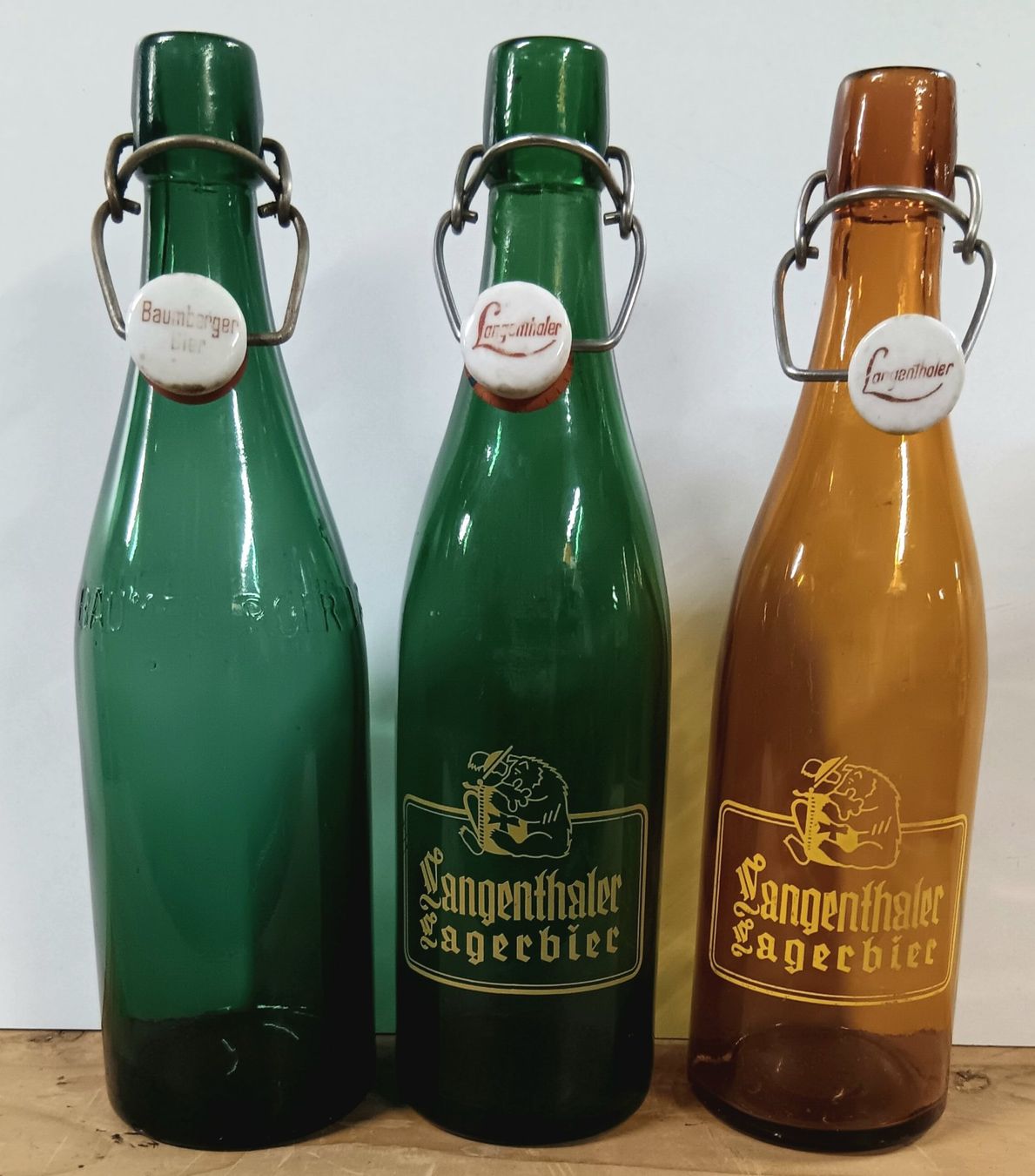 Bottiglie: 3 Bierflaschen Bier Brauerei Baumberger Langenthal – Usato da Lichtensteig venduto da B-B-Bier