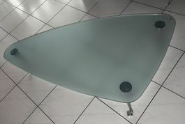 Rolf Benz ovaler Tisch Couchtisch Salontisch Matt Glas Alu