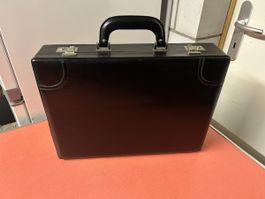 Aktentasche schwarz 44x33 cm. guter gebrauchter Zustand