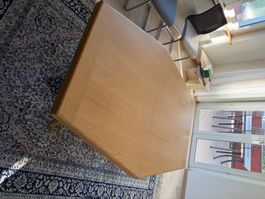 Holztisch (ausziehbar)