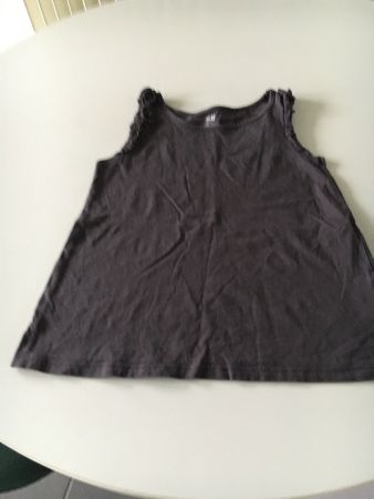 Top  Gr. 134 von H&M