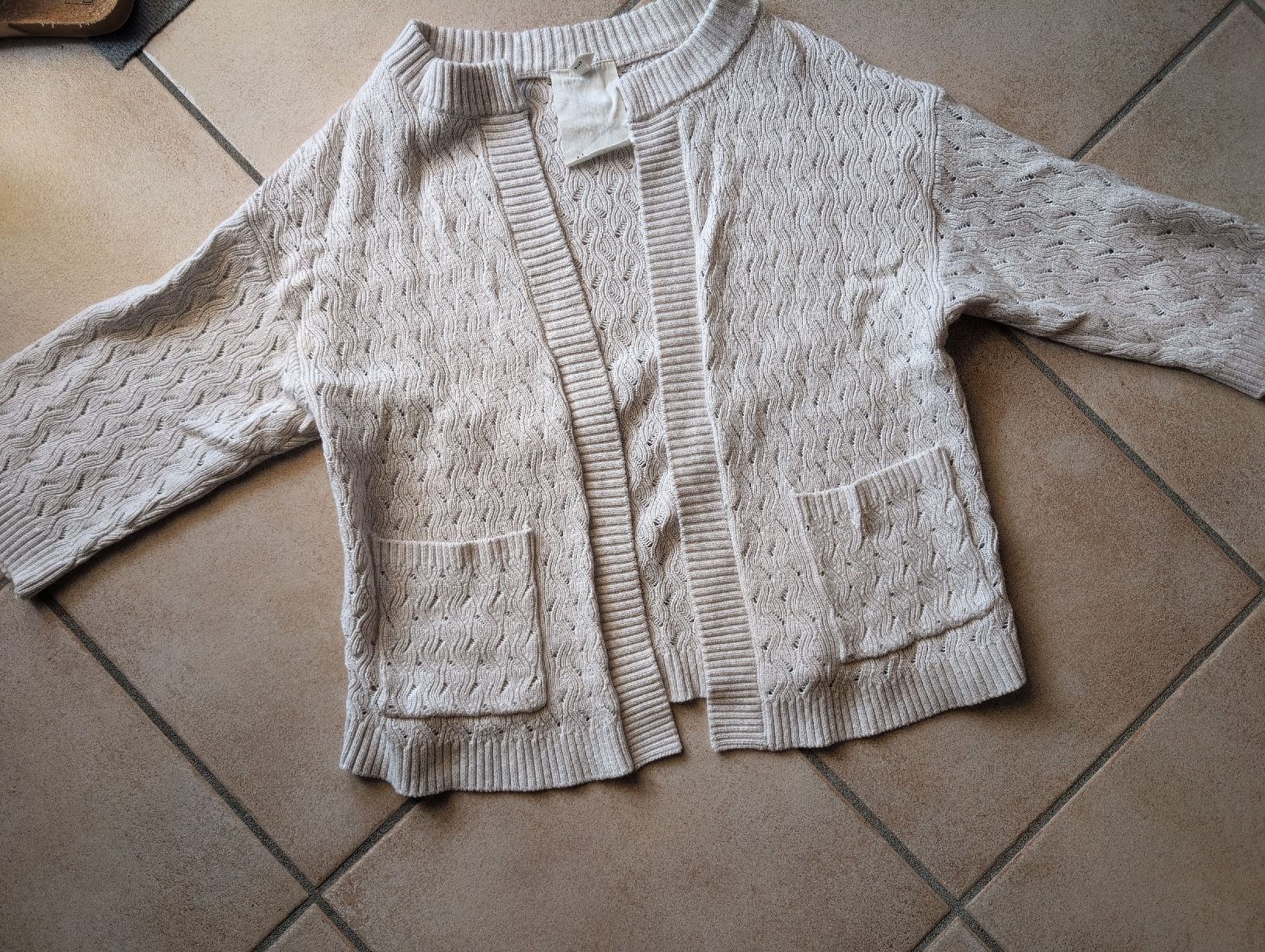 Giacche: Wunderschöne Strickjacke Marke Thought Gr. S – Nuovo (secondo la descrizione) da Unterlunkhofen venduto da SophieS.
