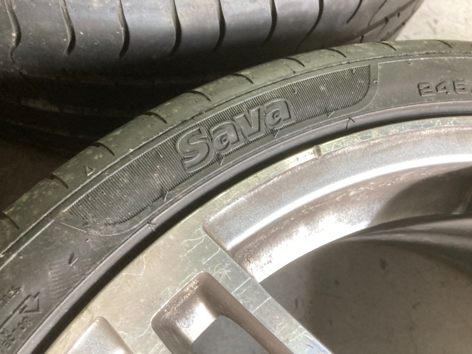 Audi Pneus & Kompletträder: Audi A4 Sommerräder 245/35R19 – Gebraucht aus Cham von WB2223 7