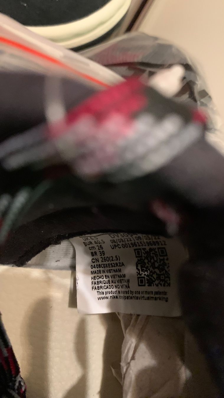 Nike Scarpe da uomo: Basket Nike – Nuovo e nell'imballaggio originale da Bramois venduto da Chrisvol 1