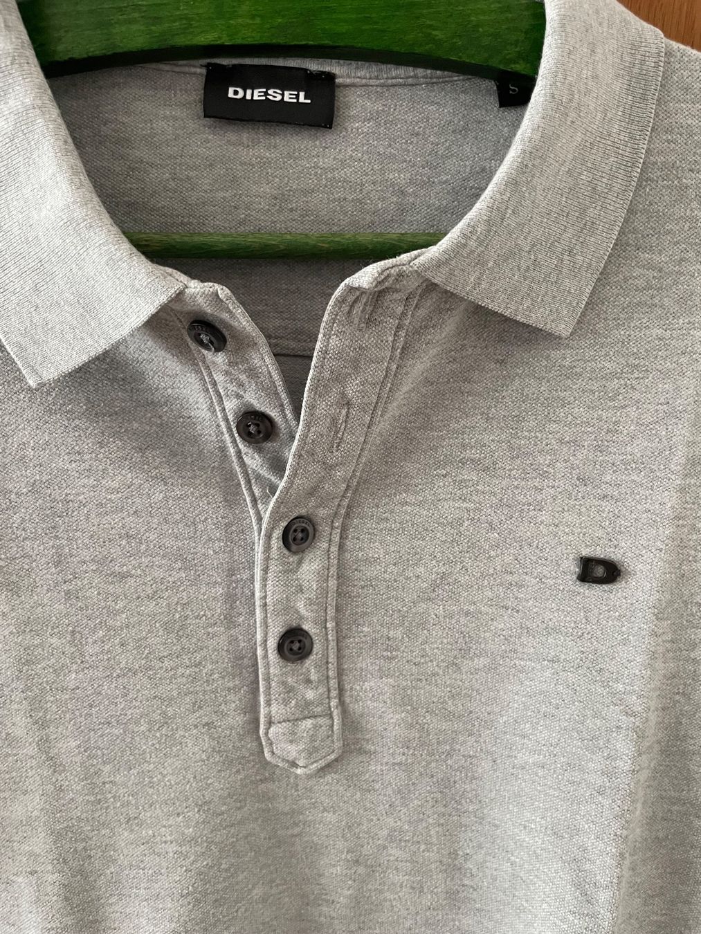 Polo-Shirts: Graues Diesel Poloshirt, Grösse S – Gebraucht aus Watt von tan_lwm5 1