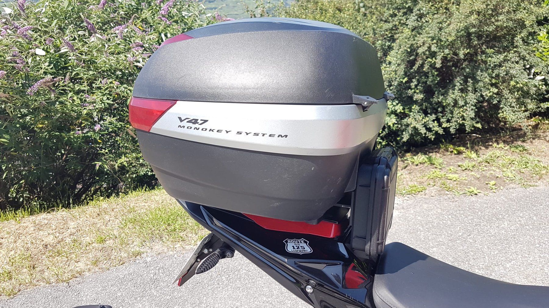 Strada: bmw s1000r support top case – Usato da Arvillard (Salins) venduto da Cloclo10 1