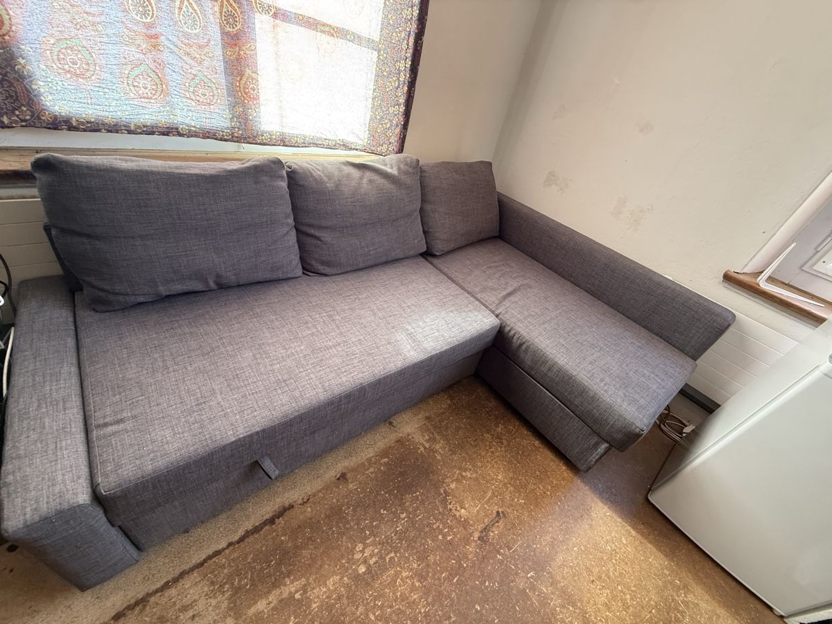 Sofas: Bettsofa – Gebraucht aus Utzigen von mar_9tv5