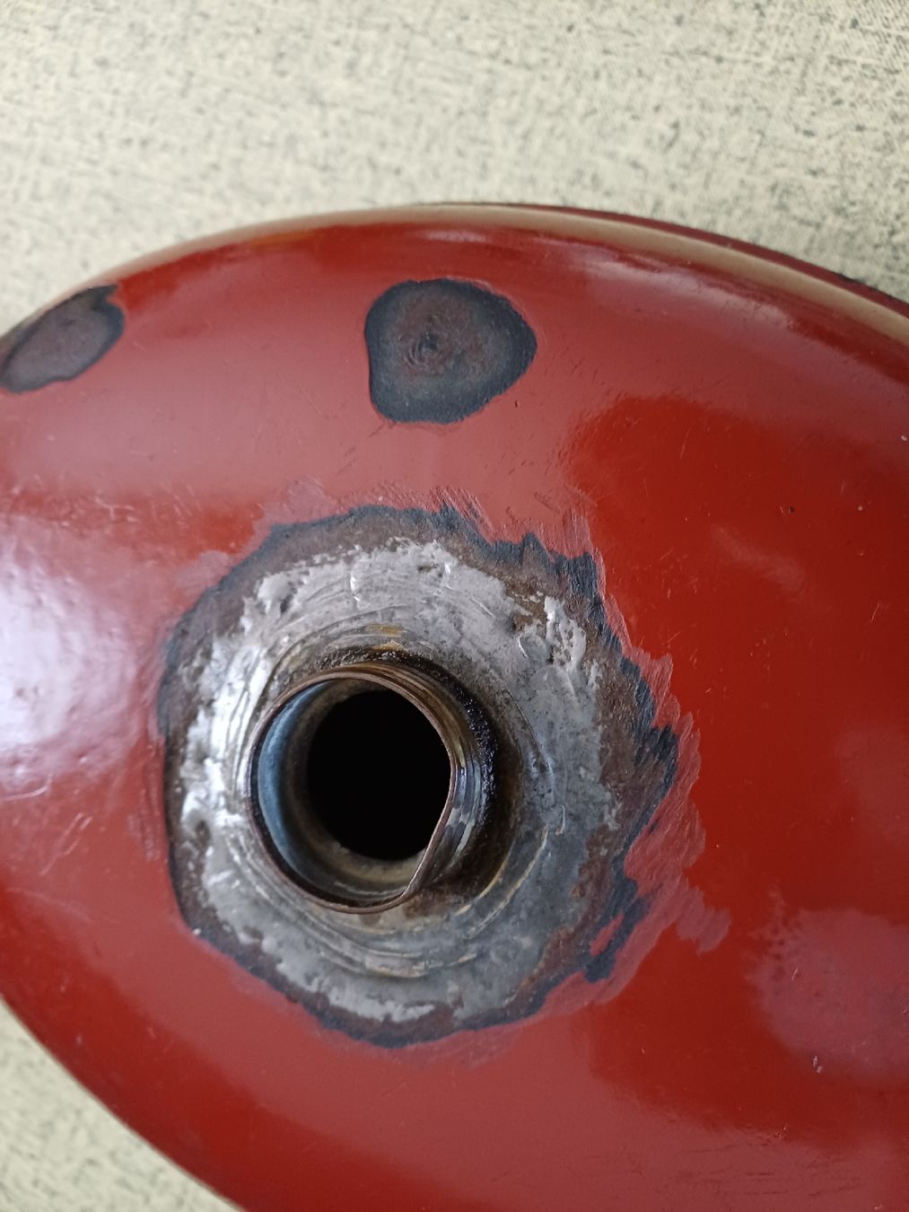 Altri elettrodomestici e apparecchi d’epoca: Vintage emaillierte Wärmeflasche, Rot – Difettoso da Ebersecken venduto da Napf08 3