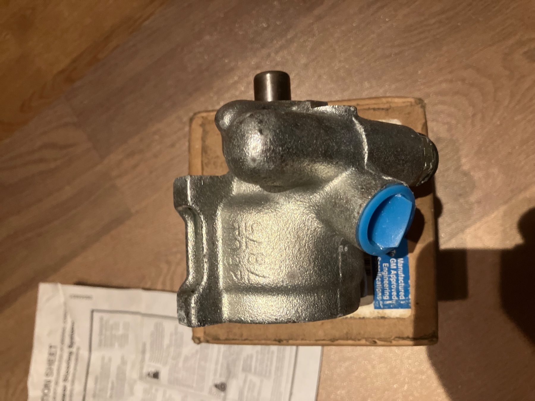 Cadillac Tutti pezzi di ricambio auto: Originale GM Servopumpe Cadillac Eldorado Deville 93-02 Neu – Nuovo e nell'imballaggio originale da Dintikon venduto da roed 5