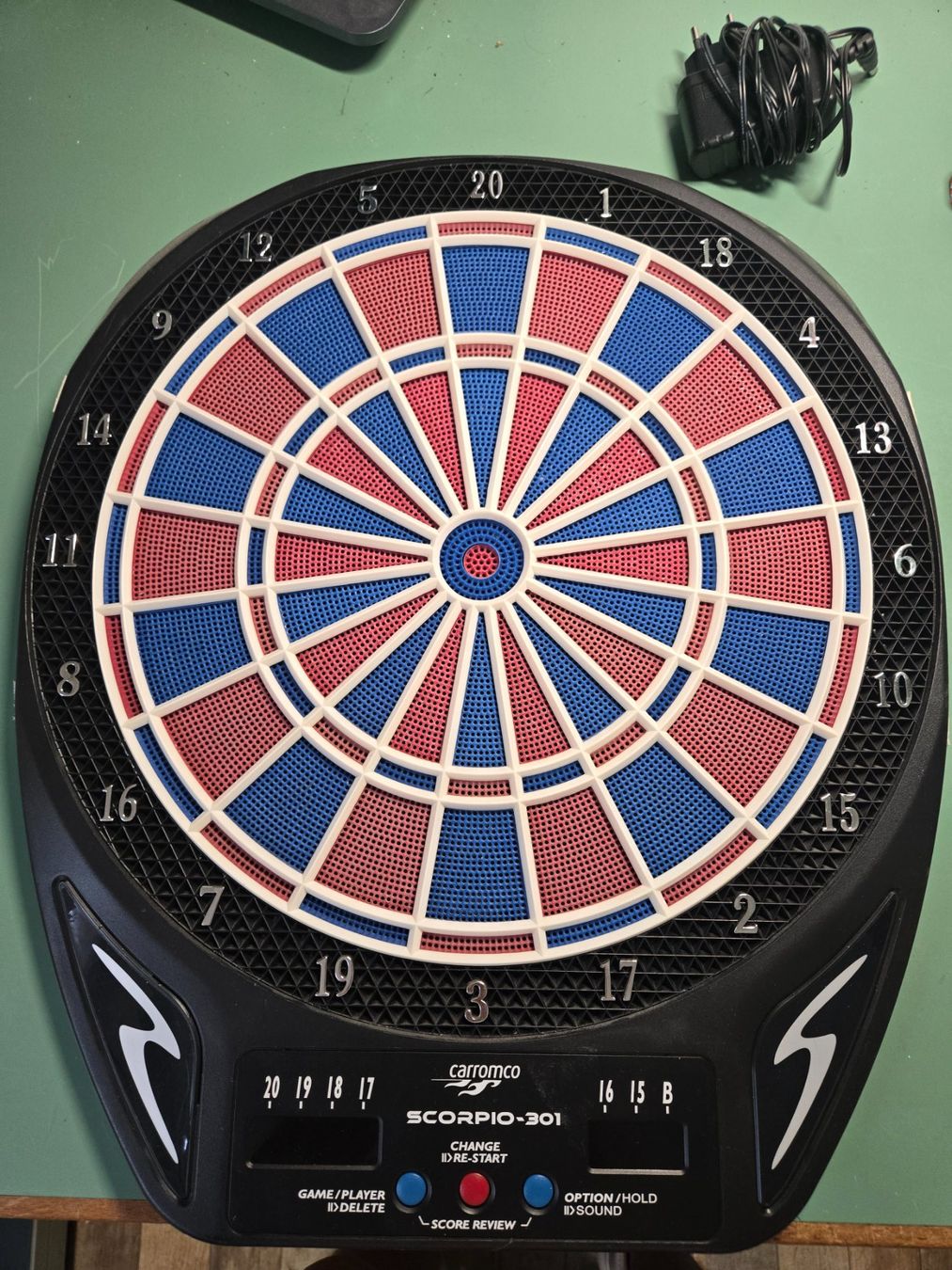 Jeux de fléchettes: Jeu de fléchettes électroniques avec flèchettes + embouts – D'occasion à Crémines par Blakedrake 1